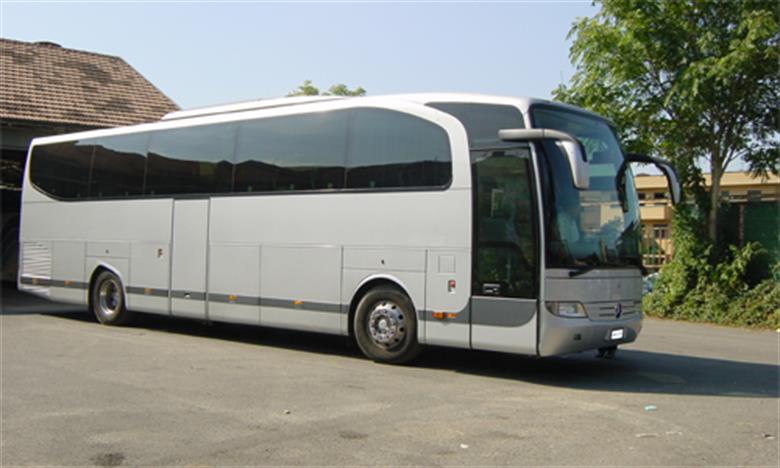 eurocarlimousine-flotta-bus-seats-luxury-08-
